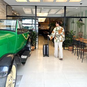 Hmg Rio Suites